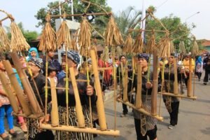 kesenian tradisional BADENG