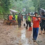 Lima Titik Longsor Lumpuhkan Jalur Garut–Tasik