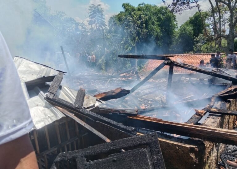 Lima Rumah Terbakar di Pasirwangi GARUT