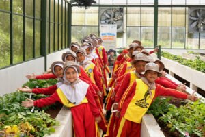 BRI Dukung Pendidikan Karakter Anak Lewat Agroedukasi di Garut